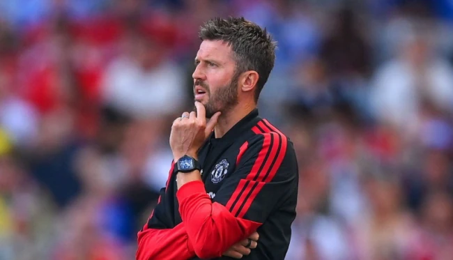 Bộ ba 150 triệu bảng có thể giúp Carrick hoàn thiện tuyến giữa Man Utd