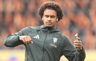 Sắp bán Zirkzee, Man Utd nhắm tiền đạo Croatia thay thế