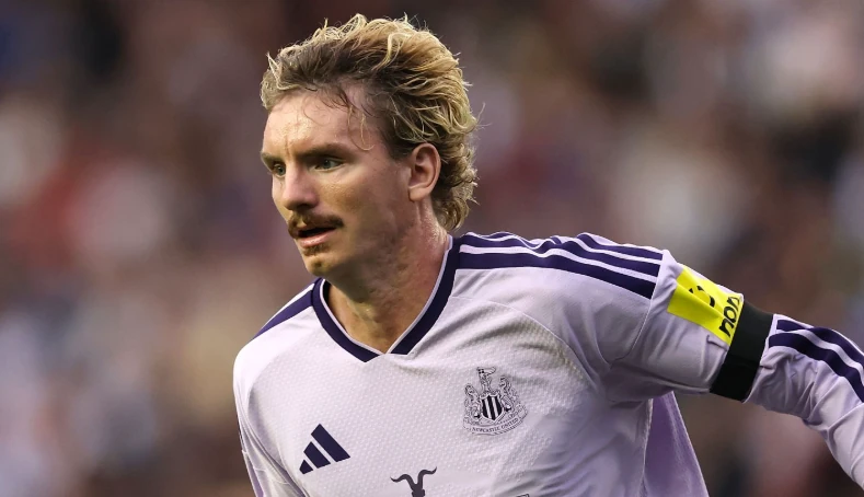 Juventus đàm phán mượn Nick Woltemade từ Newcastle