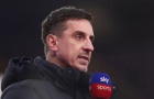 Gary Neville sốc vì Man Utd không mua hậu vệ