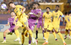 SLNA cùng các tân binh V-League ám ảnh hai vé rớt hạng
