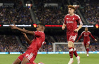 5 dấu ấn Ipswich 0-2 Liverpool: Lời khẳng định của Isak; Gakpo sánh ngang Gerrard và Firmino