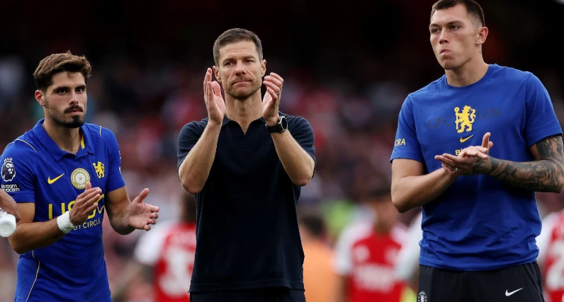 Chelsea của Alonso phơi bày tử huyệt hàng tiền vệ trước Arsenal