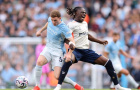 Tuyến giữa của Man City xoay chuyển đến chóng mặt