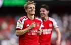 Nhạc trưởng Odegaard hồi sinh giúp Arsenal giữ chắc ngai vàng