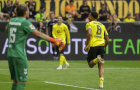 Dortmund đè bẹp Paderborn bằng siêu phẩm của Nmecha