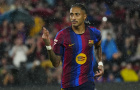 Raphinha định nghĩa lại vai trò trung phong tại Barcelona