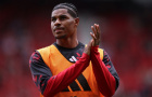 Thua ngược Brighton, fan MU đòi đuổi Rashford và Dalot