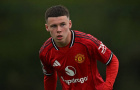 Rooney nhắn nhủ con trai trên đường thăng tiến ở MU