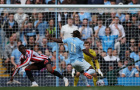 CĐV Man City phát cuồng với màn tái xuất của Jeremy Doku
