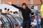 Antonio Conte dẫn đầu cuộc đua ngồi ghế nóng MU