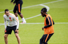 HLV Xavi gạch tên Frimpong ở trận Hà Lan gặp Serbia