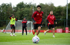Cúi đầu trước thần đồng, Man Utd sẽ mất tất cả