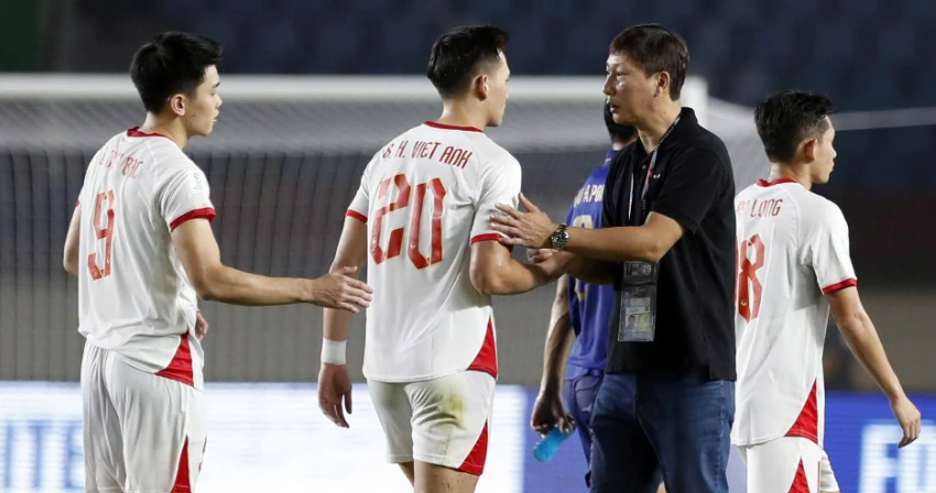 Adou Minh trải lòng sau khi Việt Nam thua Thái Lan