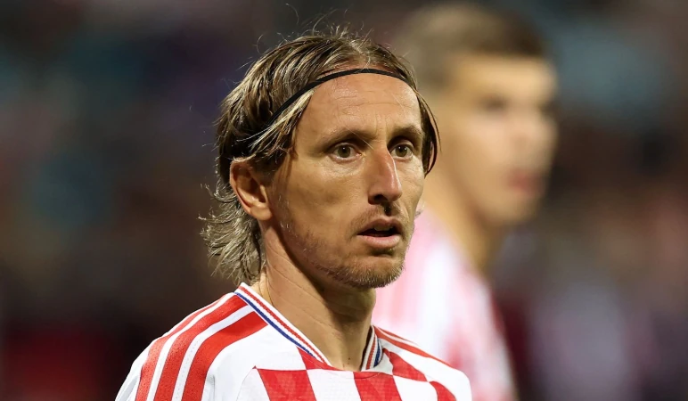 Modric thấy xấu hổ khi Croatia thua bẽ bàng trước tuyển Anh