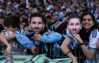CĐV Argentina đổ ra đường tri ân Messi trong trận cuối cùng cho đội tuyển