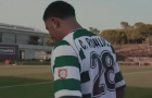 Jadon Sancho mặc áo đấu Ronaldo trong lúc tìm bến đỗ mới