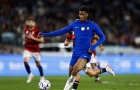 Chelsea xúc tiến trói chân Josh Acheampong đến năm 2032
