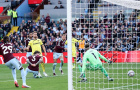 Hàng thủ hớ hênh, Aston Villa tuột chiến thắng trước Brentford