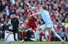 Rooney chê Gravenberch 'ngây thơ và ngốc nghếch'