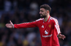 Carrick trả giá vì bảo thủ với Bruno Fernandes