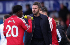 Vòng xoáy khủng hoảng đang nuốt chửng Carrick tại Man Utd