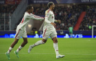 Mức lương khủng cản Liverpool mua đứt Araujo