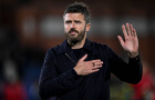 Carrick trả giá vì đội hình chắp vá của Man United