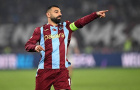 Salah tỏa sáng, Trabzonspor hạ Hearts 2-0