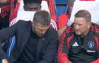 Phản ứng của Michael Carrick sau thẻ đỏ của Lisandro Martinez