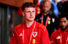 Nathan Broadhead trở lại Wrexham trong thương vụ đắt giá nhất lịch sử CLB