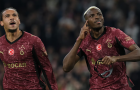 Osimhen ghi hat-trick ở Amsterdam, dẫn đầu cuộc đua Vua phá lưới Champions League