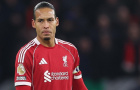 Liverpool khốn đốn vì Van Dijk: Khi thủ lĩnh hàng thủ không còn là chính mình