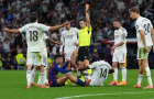 Pedri nhận thẻ đỏ ở El Clasico: Barcelona mất trụ cột trước trận Elche