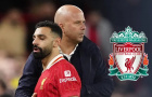 Liverpool trong cơn sóng gió: Salah công khai chỉ trích Arne Slot, Ban lãnh đạo lựa chọn đứng về phía HLV