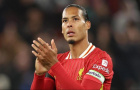 Virgil van Dijk đối mặt câu hỏi khó từ Clarence Seedorf về cuộc khủng hoảng Mohamed Salah