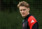 Arsenal có nên tước băng đội trưởng của Martin Odegaard?