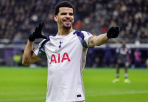 Siêu phẩm bọ cạp của Solanke đánh thức bản lĩnh Tottenham