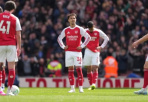 Arsenal bộc lộ sự yếu kém về bản lĩnh và hàng công bóng sống