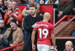 Carrick giải phóng Amad, kích hoạt Mbeumo ở MU