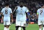Thua PSG, Aston Villa vẫn tìm thấy tia hy vọng mang tên Madjo