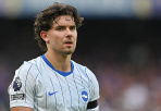Sự đa năng của Kadioglu là chìa khóa để Carrick nâng tầm MU