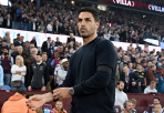 Arsenal đánh cược vào hàng công sau kỳ chuyển nhượng lạ lùng