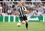 Vì sao Lewis Hall tỏa sáng là tin xấu cho Man Utd?