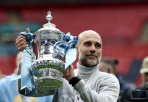 Vì sao Chelsea chỉ bị phạt 10 triệu bảng còn Man City có thể xuống hạng?