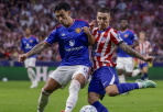 Sự thật tài chính đằng sau cơn giận dữ của Lisandro Martinez
