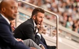 Beckham đàm phán mua Man Utd