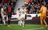 Cơn ác mộng VAR và thẻ đỏ khiến Bayern chia điểm tại BayArena