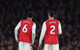 Tấm khiên Saliba và Gabriel đứng sau vinh quang của Arsenal
