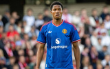 Bị Carrick gạt tên, tương lai Chido Obi tại Man Utd dần khép lại